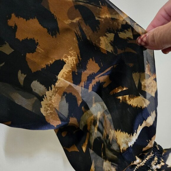 Cache Silk Animal Print Beaded Smocked Detail Balloon Sleeve Beaded Tie Size M - Picture 6 of 8